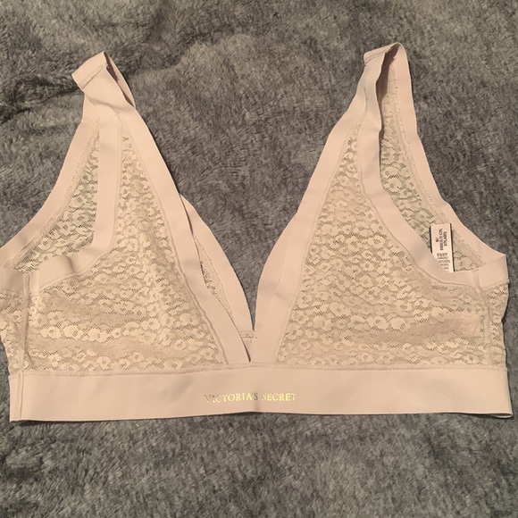 VS bralette - Picture 2 of 4